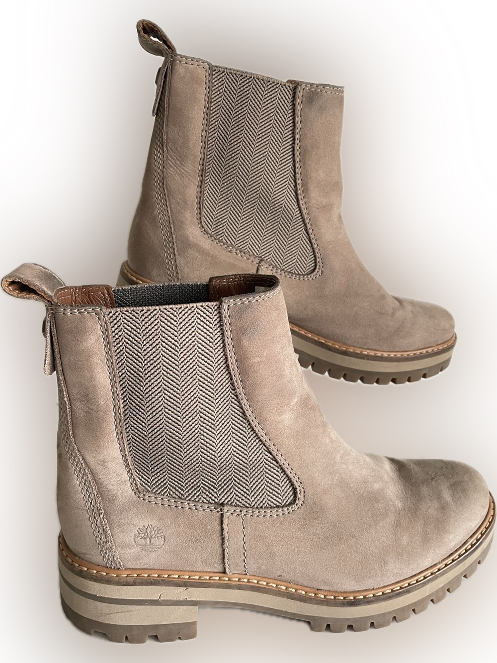 Women’s Courmayeur Valley Chelsea Boots size 8
